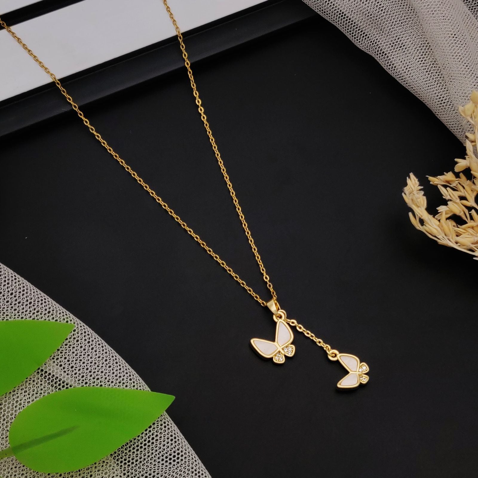 Gold Double Butterfly Pendant Necklace – Adhiraa M'nore